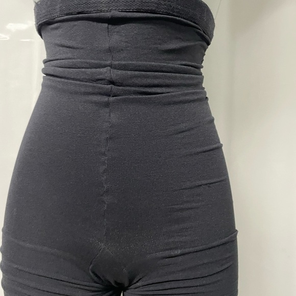 Assets Spanx Women's Shaping High Waist Shorts Mid-thigh Shaper - Black - Picture 4 of 8